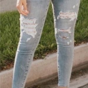 Lace path mid waist Judy blue. Brand new with tags. Size 9 skinny